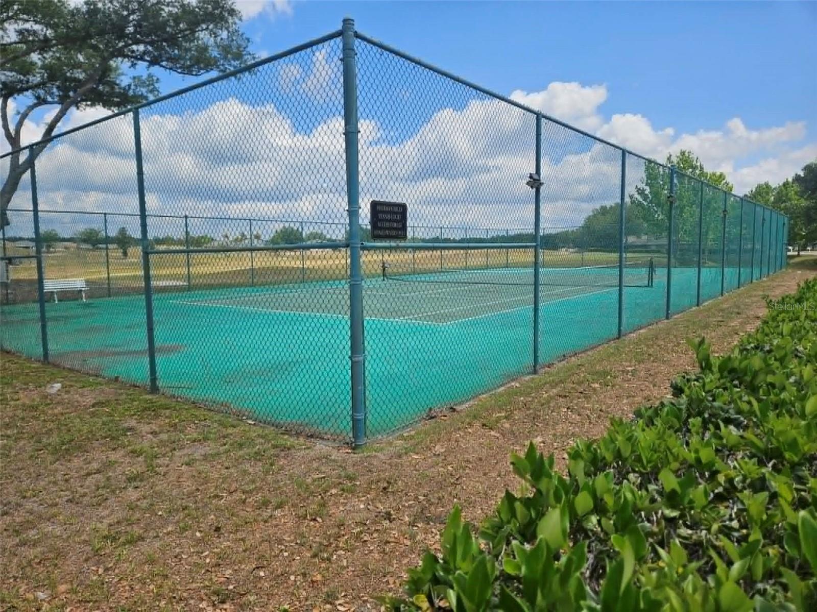 SHERMAN HILLS SEC 3 - Residential