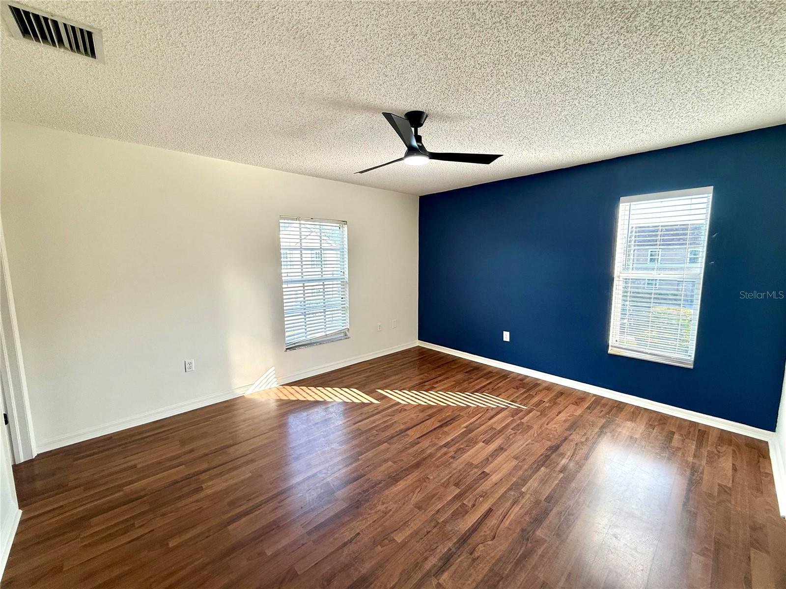 TRAFALGAR SQUARE - Residential Lease