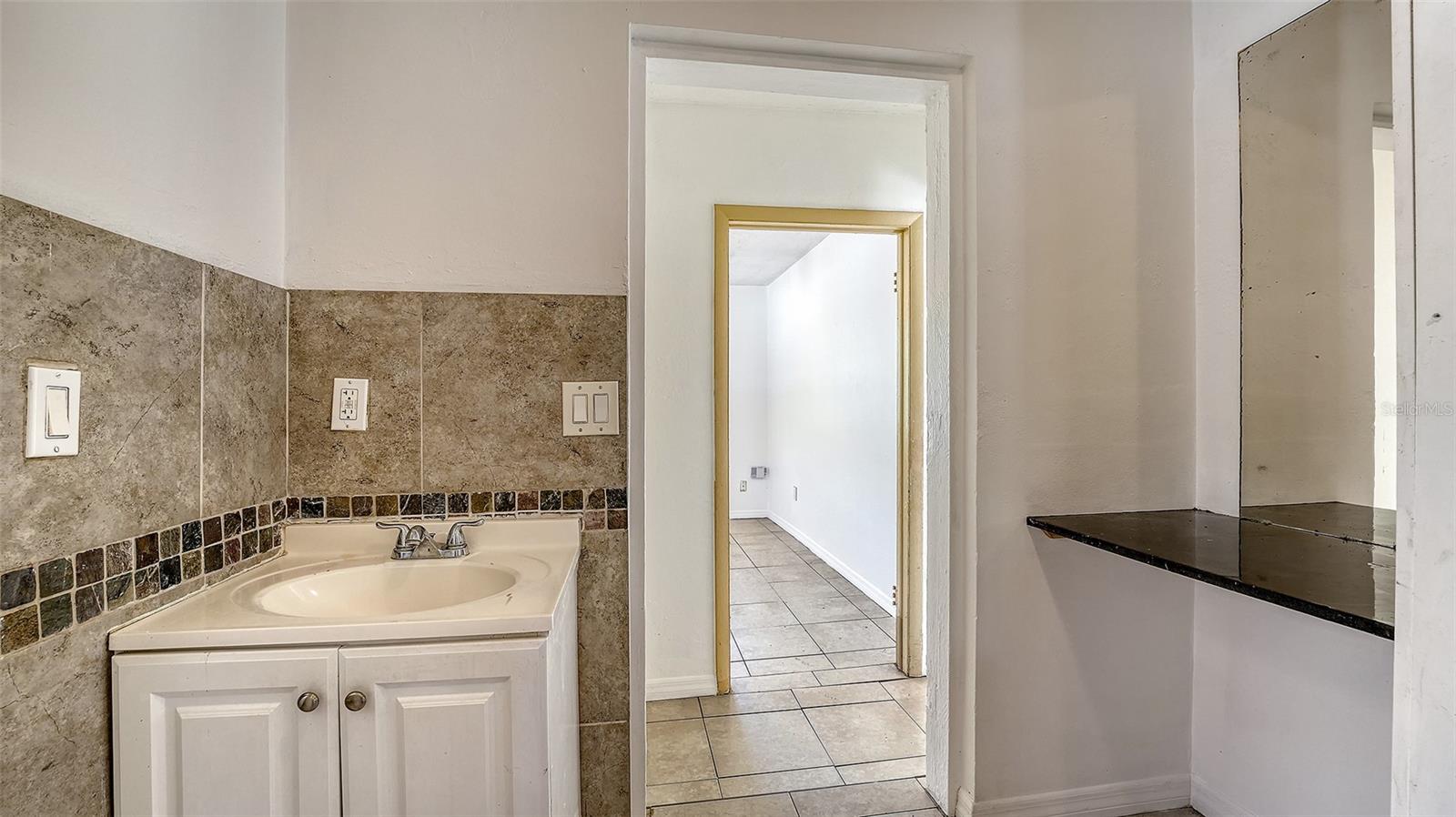 PEACOCKS 1ST ADD - Residential