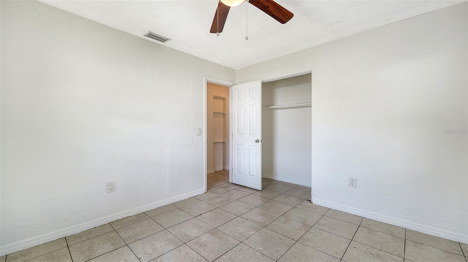 PEACOCKS 1ST ADD - Residential