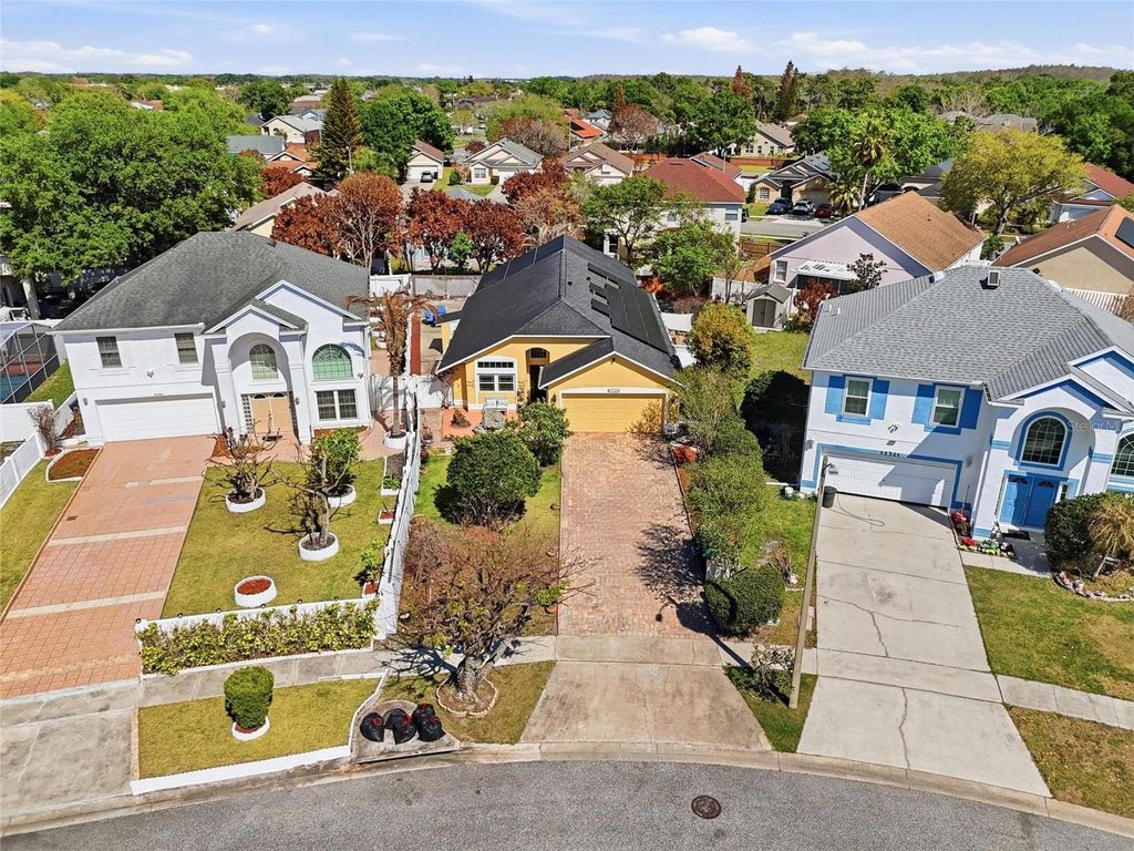 Photo of 12315 Kenton Court, Orlando, FL 32837 (MLS # O6392715)