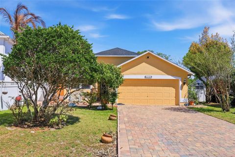 Photo of 12315 Kenton Court, Orlando, FL 32837 (MLS # O6392715)