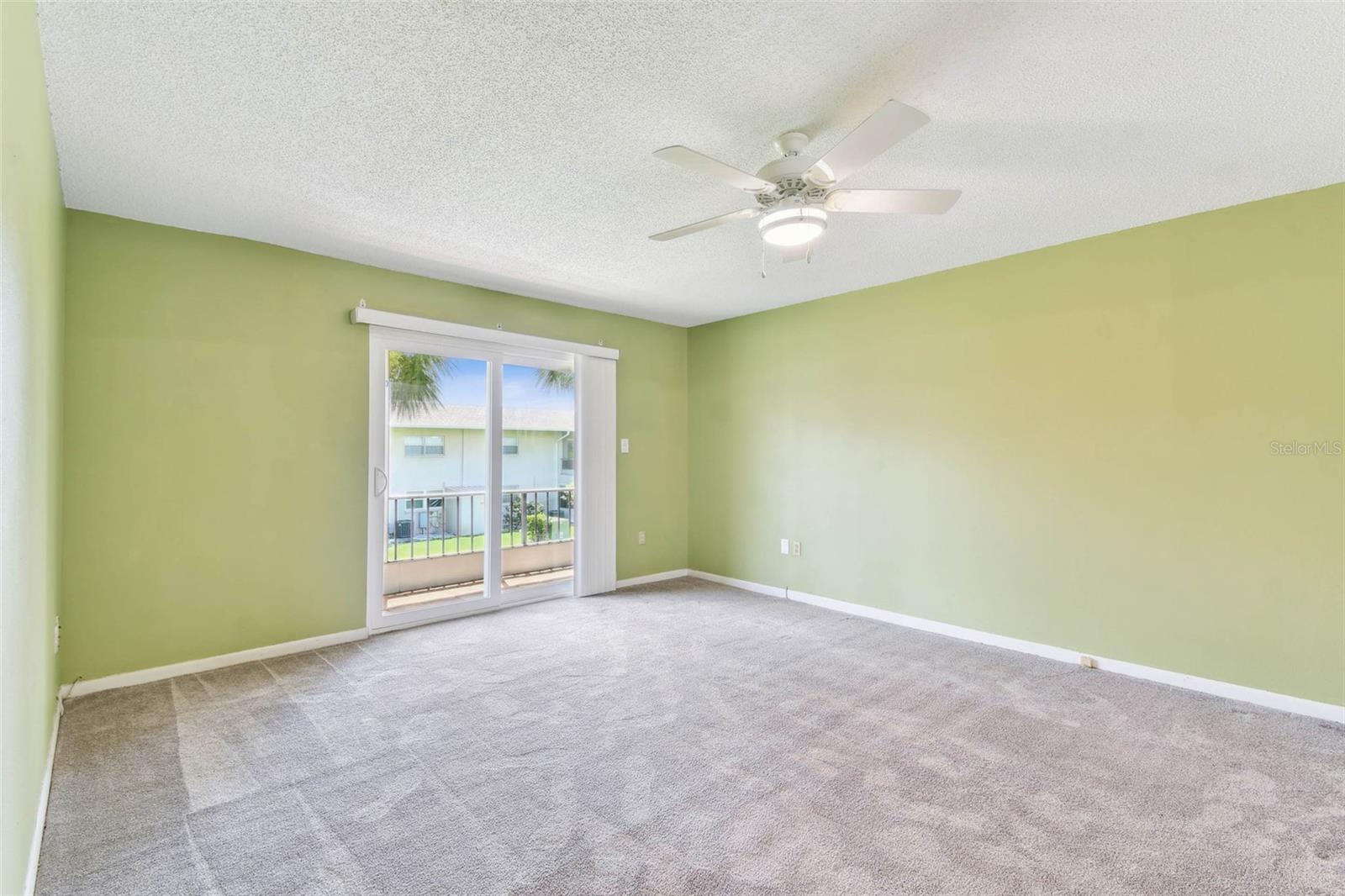 SABAL PALM GARDENS - Residential