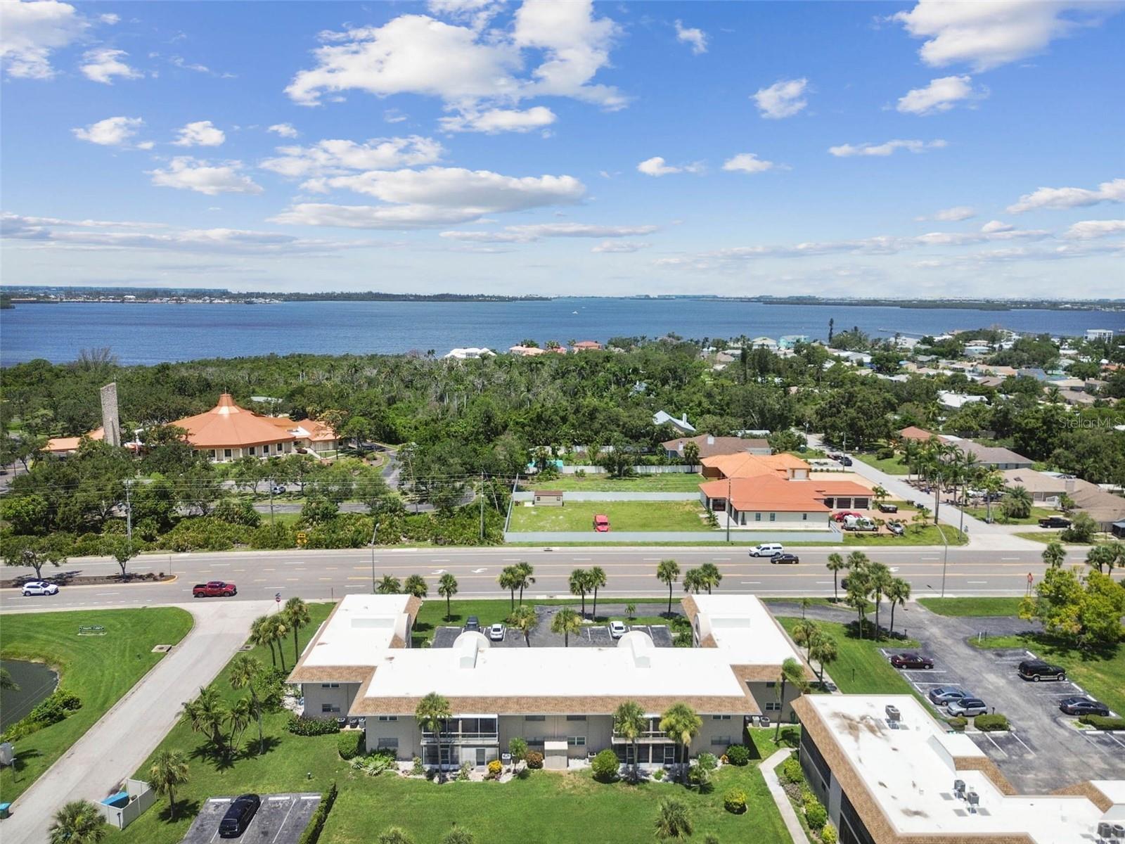 SABAL PALM GARDENS - Residential