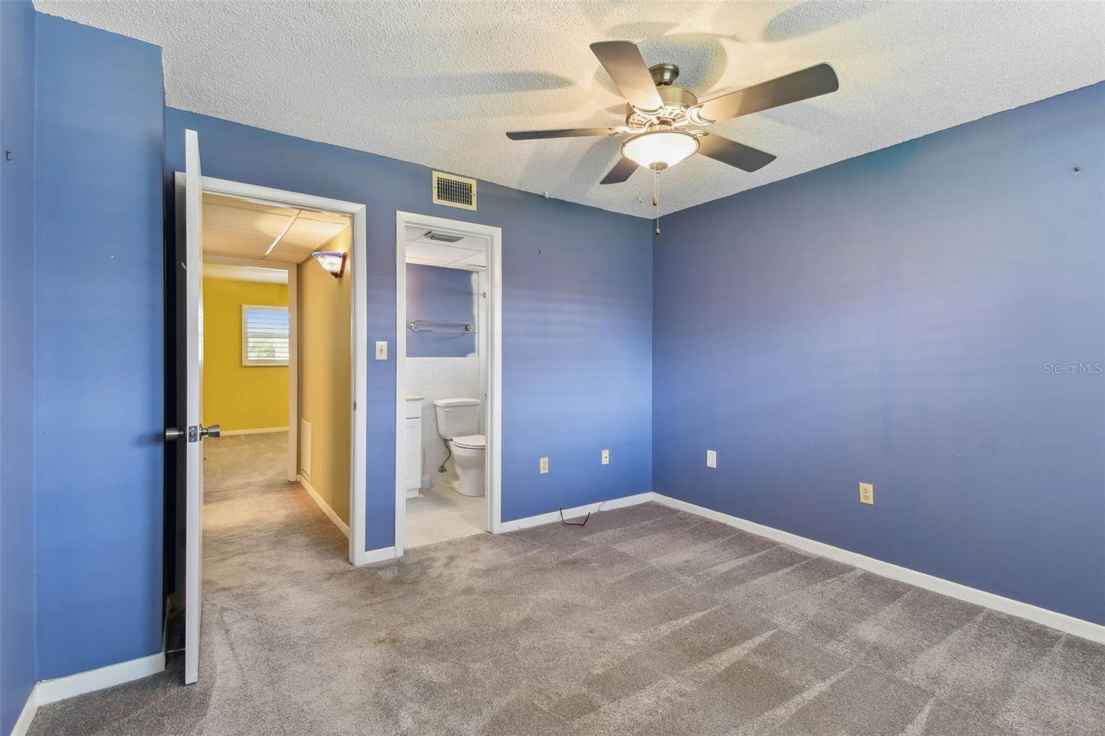 SABAL PALM GARDENS - Residential