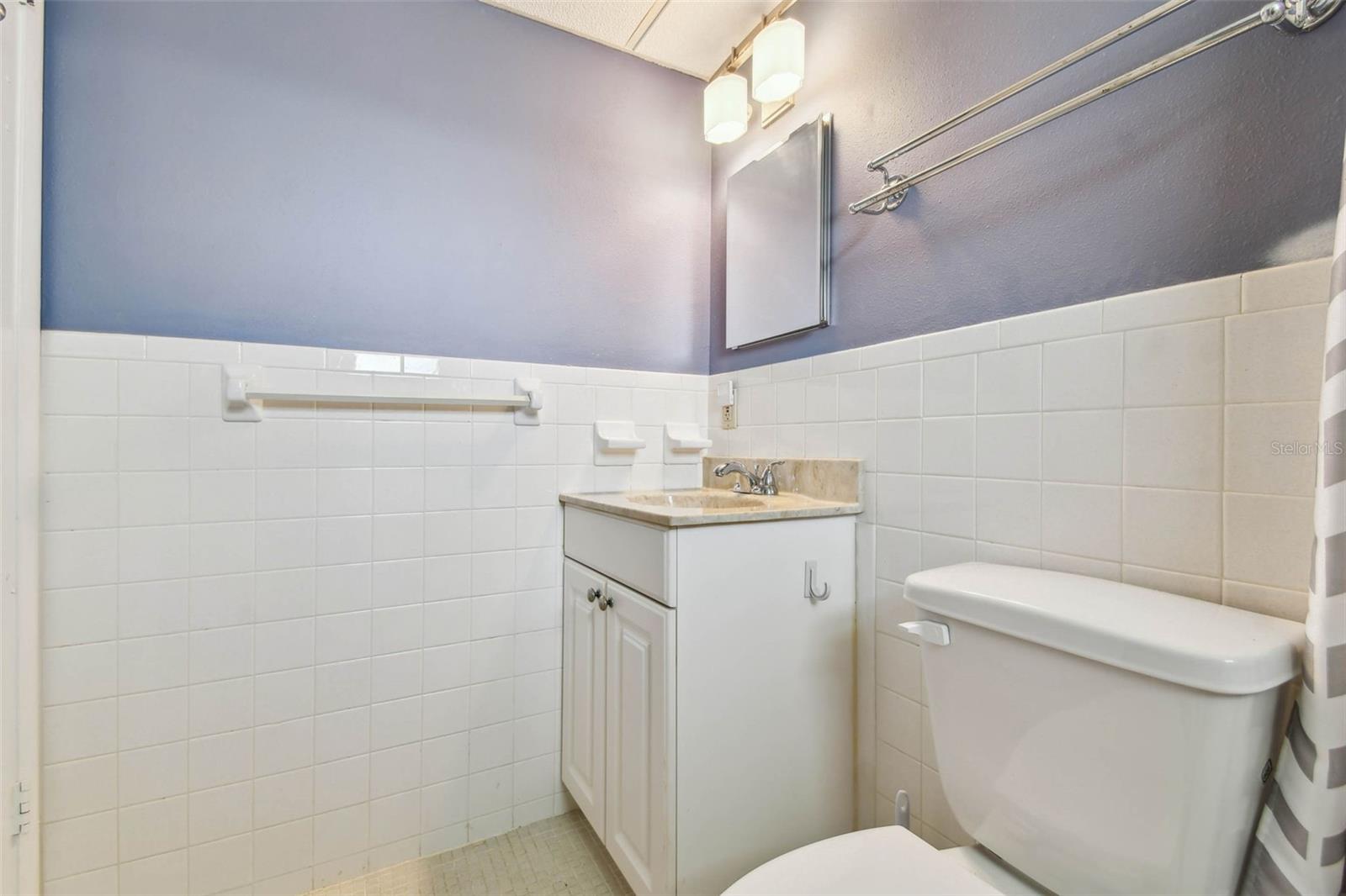 SABAL PALM GARDENS - Residential