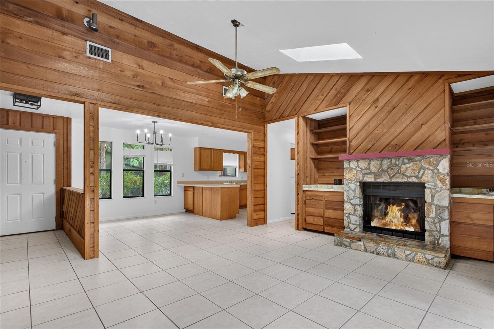 7714 SW 5TH PLACE