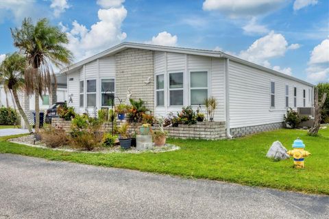 472 SHARKS POINT NORTH PORT FL 34287