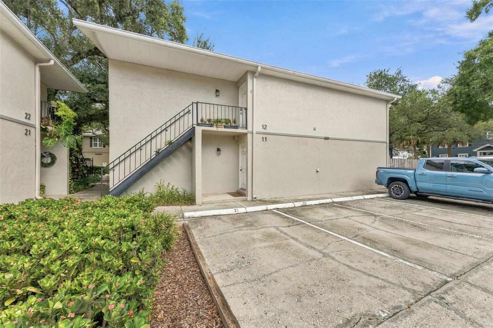 1011 S MOODY AVENUE 11
