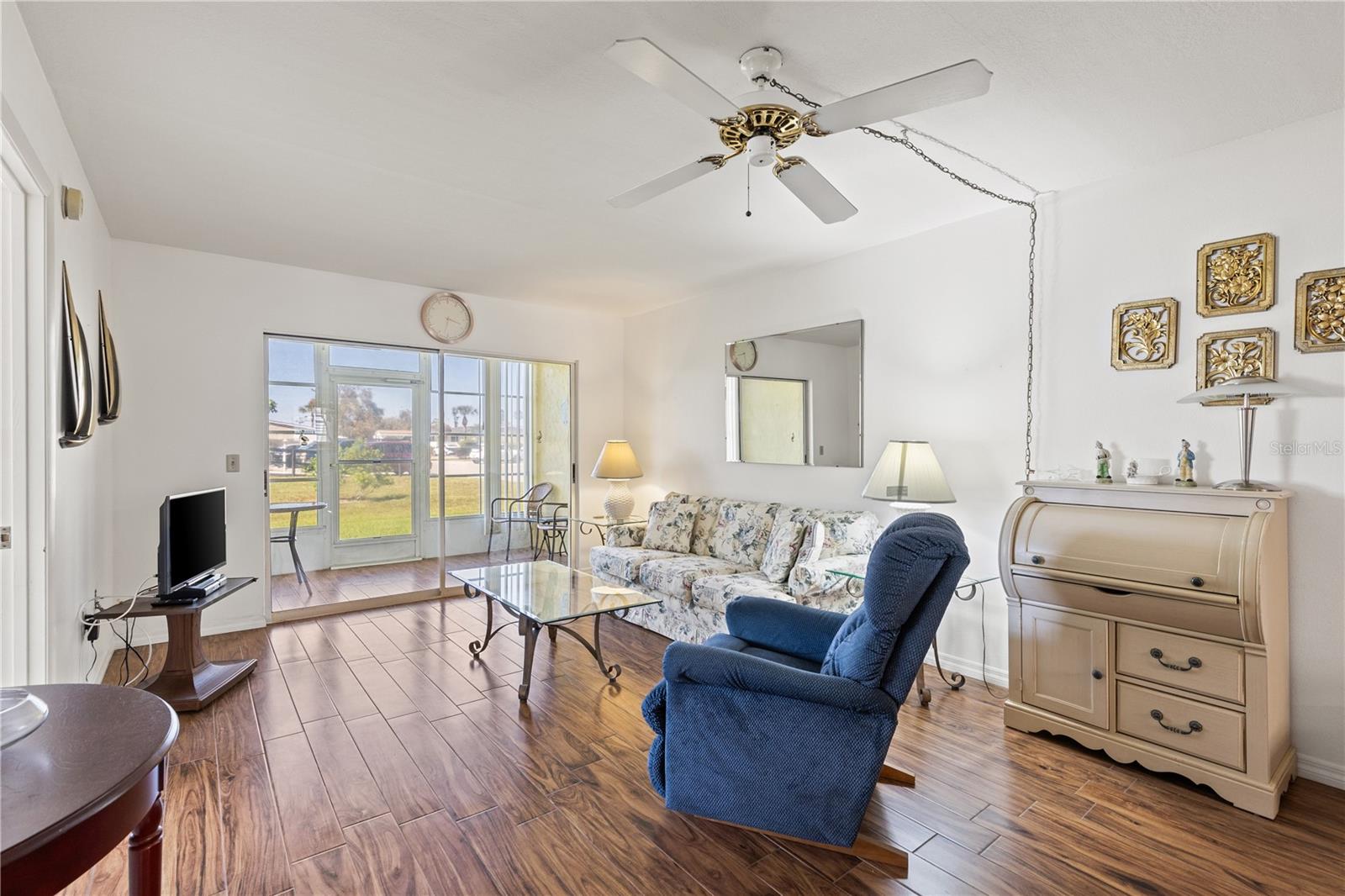 CROWN COLONY SOUTH - Residential