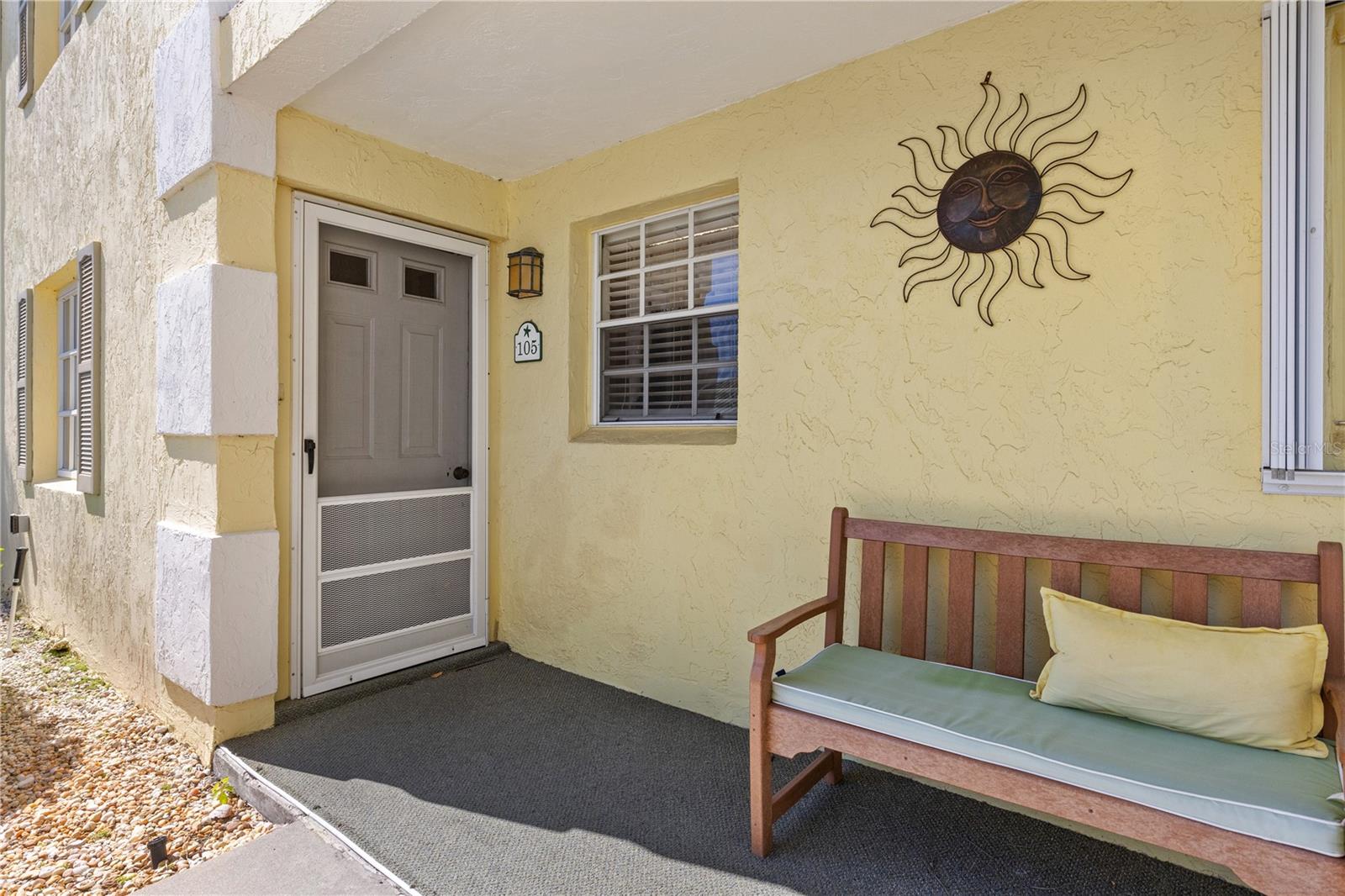 942 CAPRI ISLES BOULEVARD 105