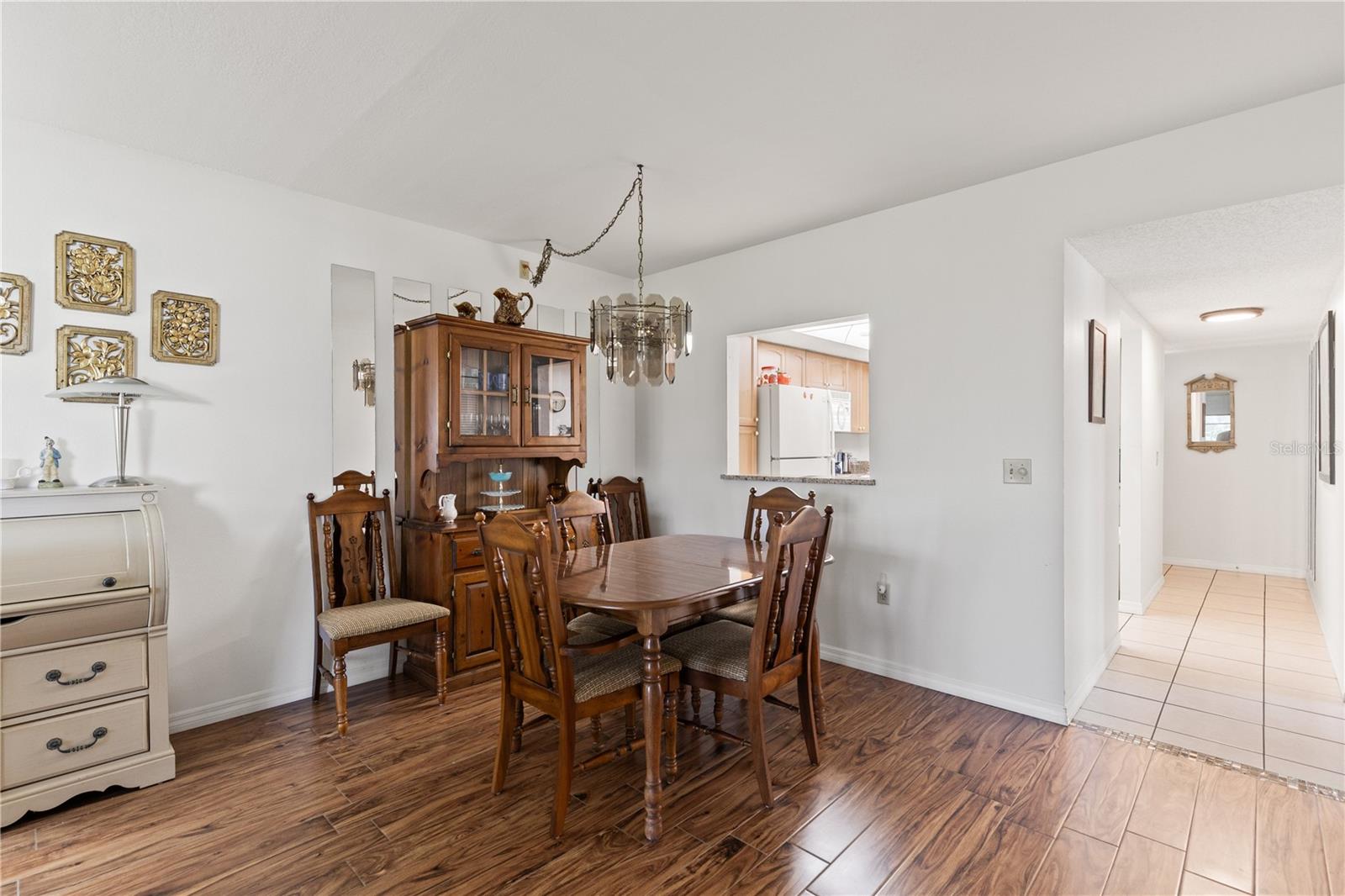 CROWN COLONY SOUTH - Residential