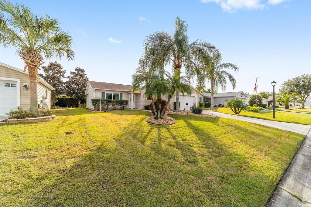 Photo of 442 Pace Lane, The Villages, FL 32162 (MLS # OM713510)