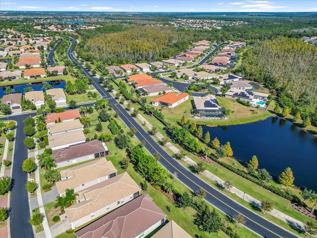 VALENCIA LAKES TR P - Residential