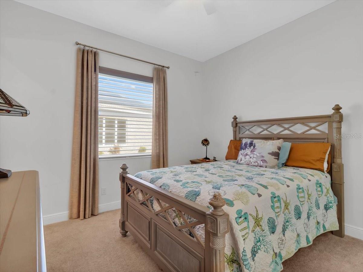 VALENCIA LAKES TR P - Residential