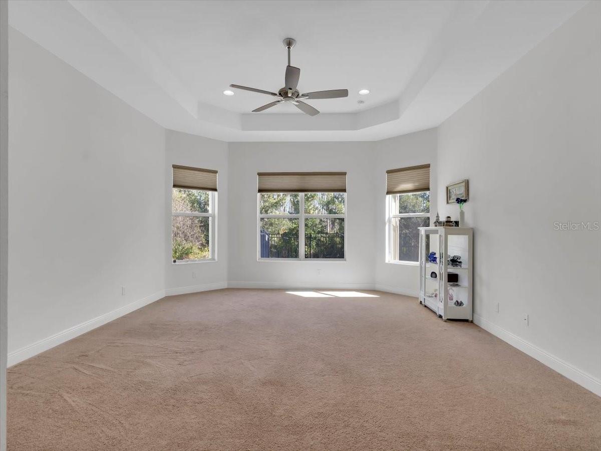 VALENCIA LAKES TR P - Residential