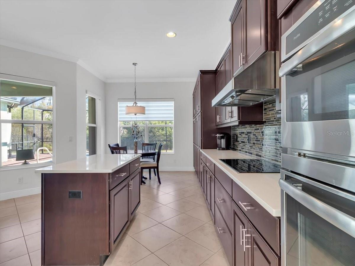 VALENCIA LAKES TR P - Residential