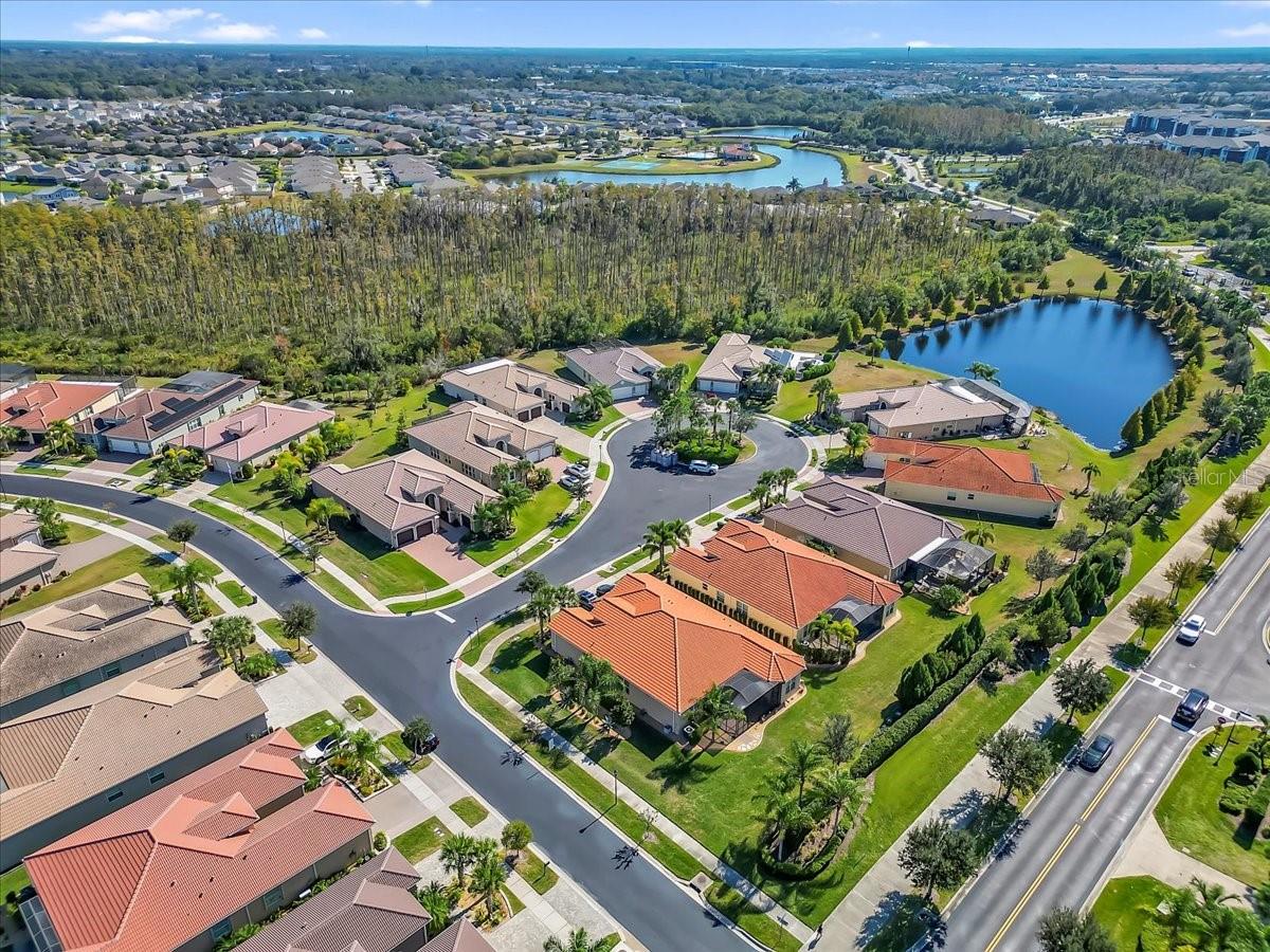 VALENCIA LAKES TR P - Residential