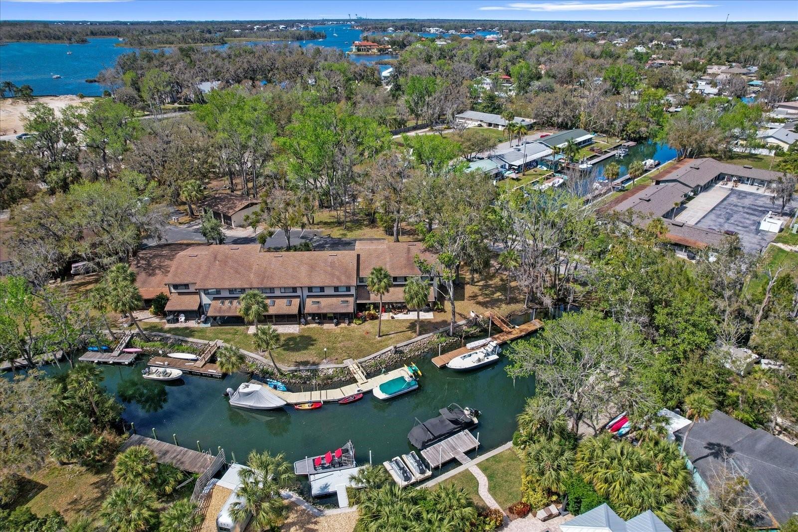 PARADISE POINT VILLAS CONDO - Residential