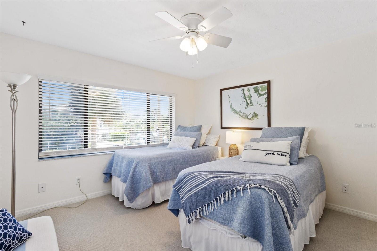 PARADISE POINT VILLAS CONDO - Residential