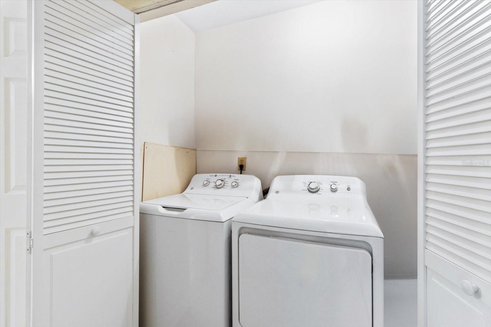 PARADISE POINT VILLAS CONDO - Residential