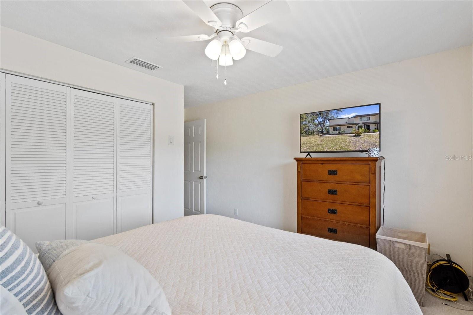 PARADISE POINT VILLAS CONDO - Residential