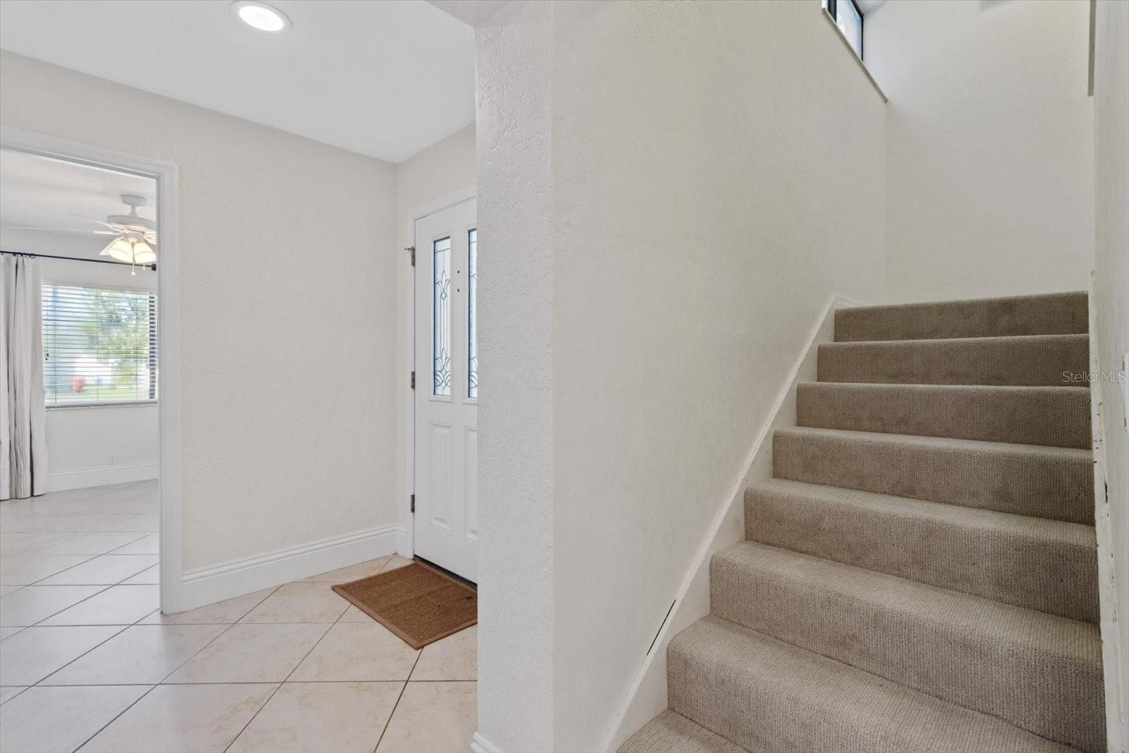 PARADISE POINT VILLAS CONDO - Residential