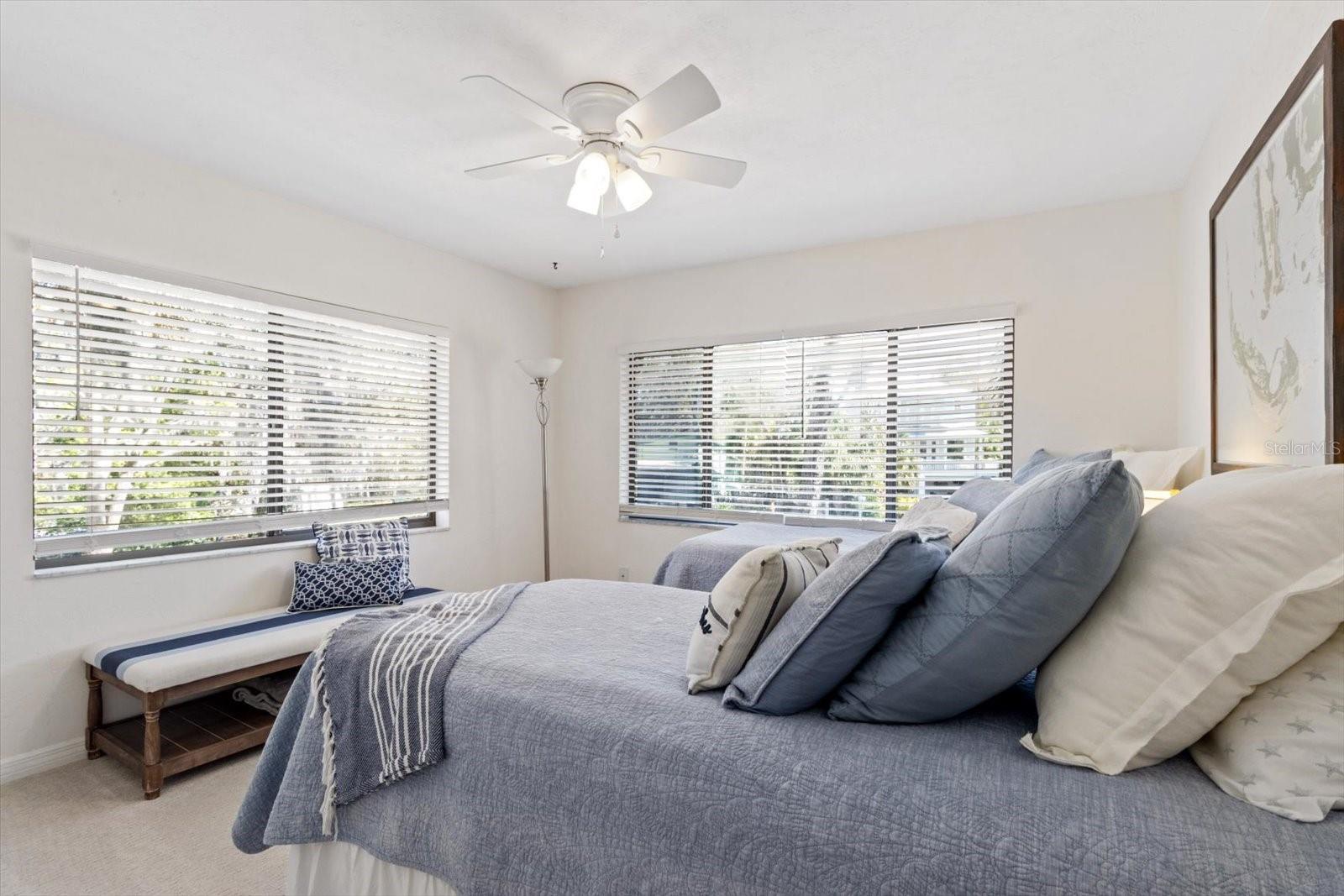 PARADISE POINT VILLAS CONDO - Residential