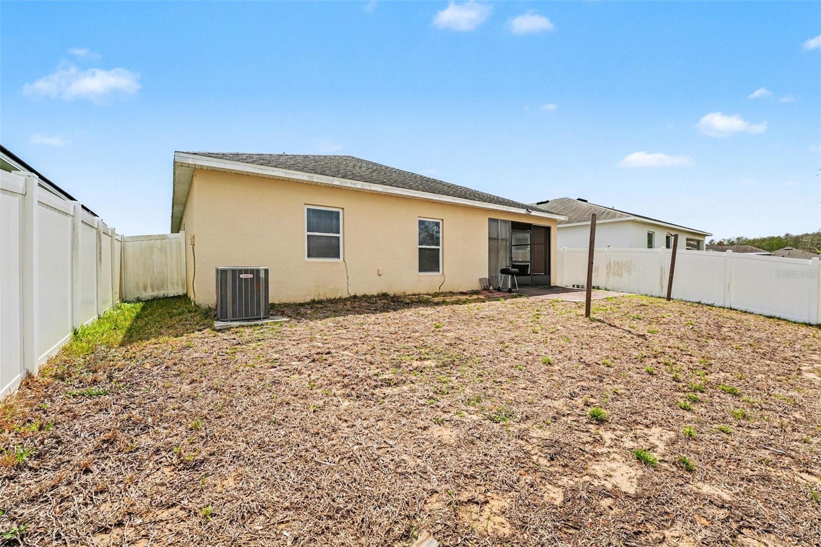 LAUREL ESTATES - Residential