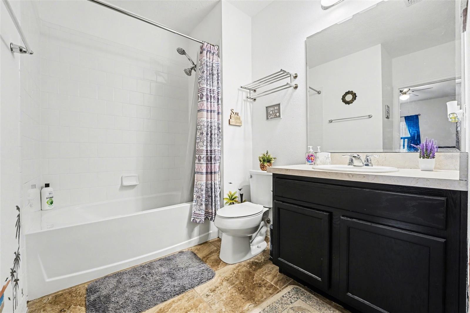 LAUREL ESTATES - Residential