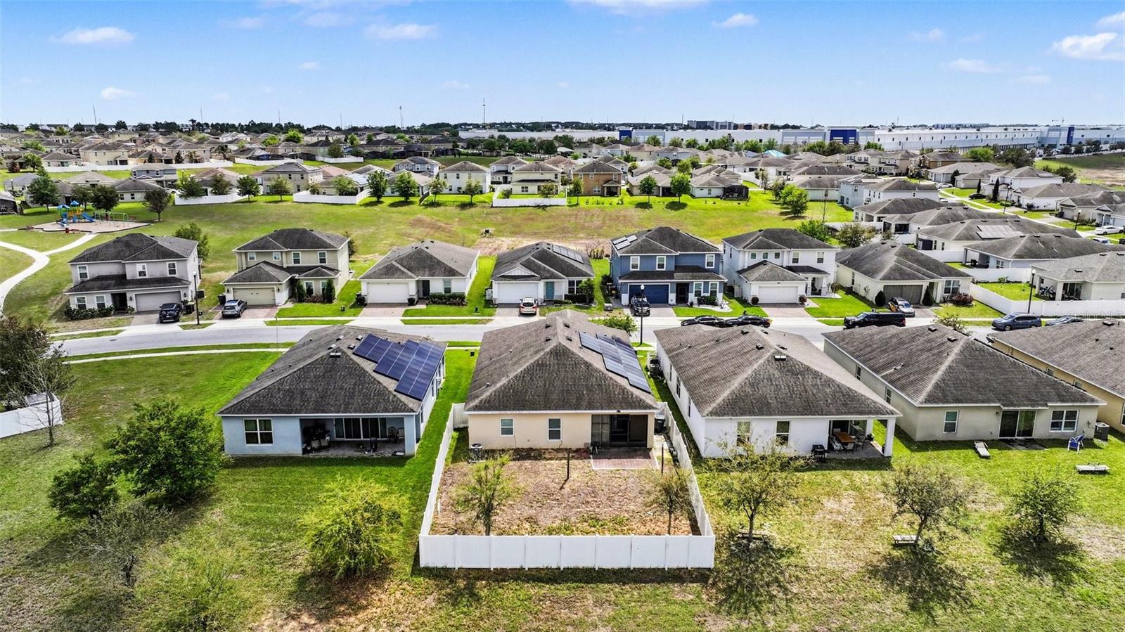 LAUREL ESTATES - Residential