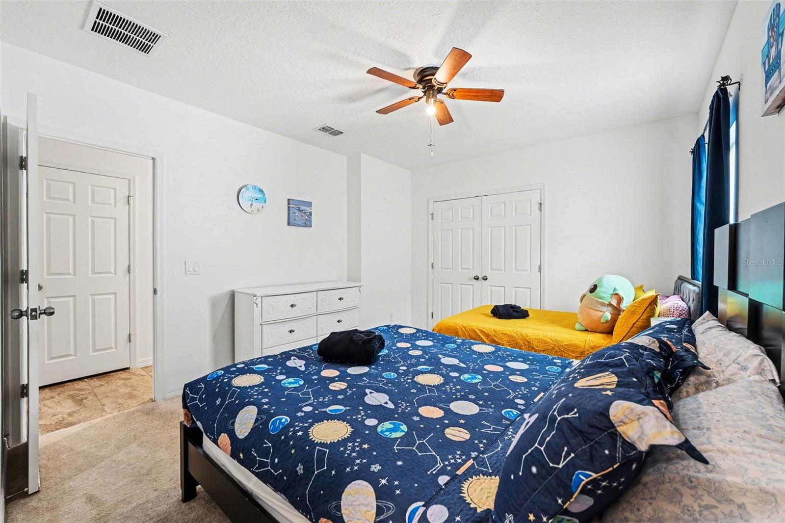 LAUREL ESTATES - Residential