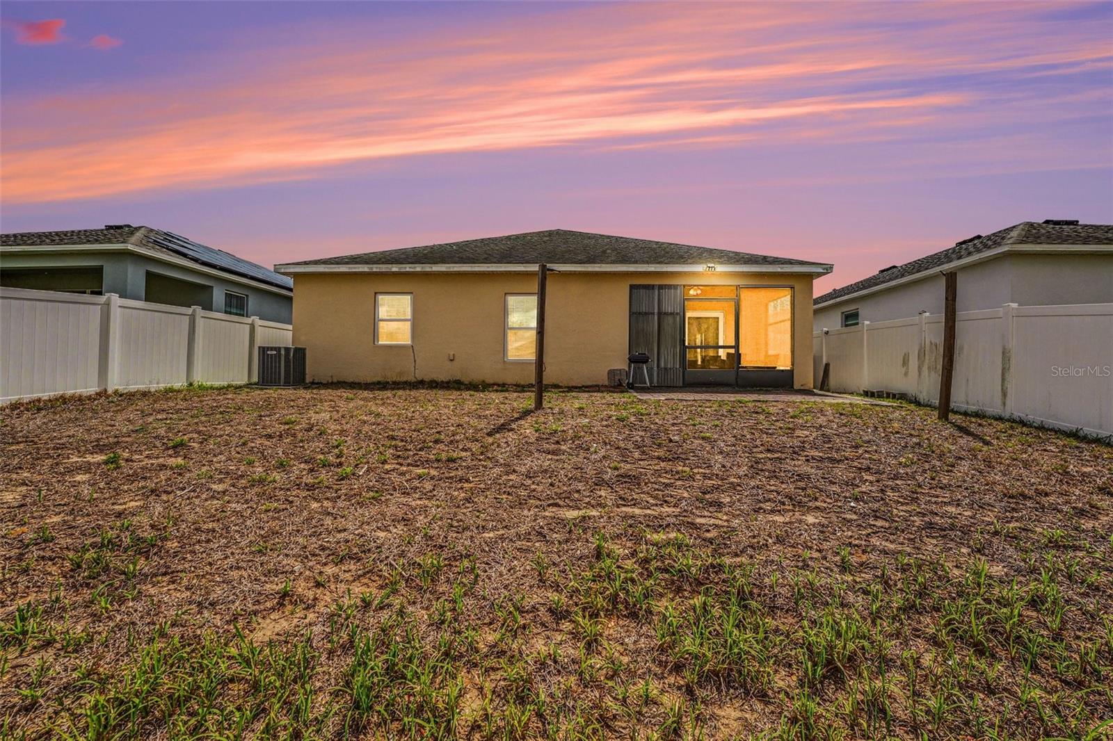 LAUREL ESTATES - Residential