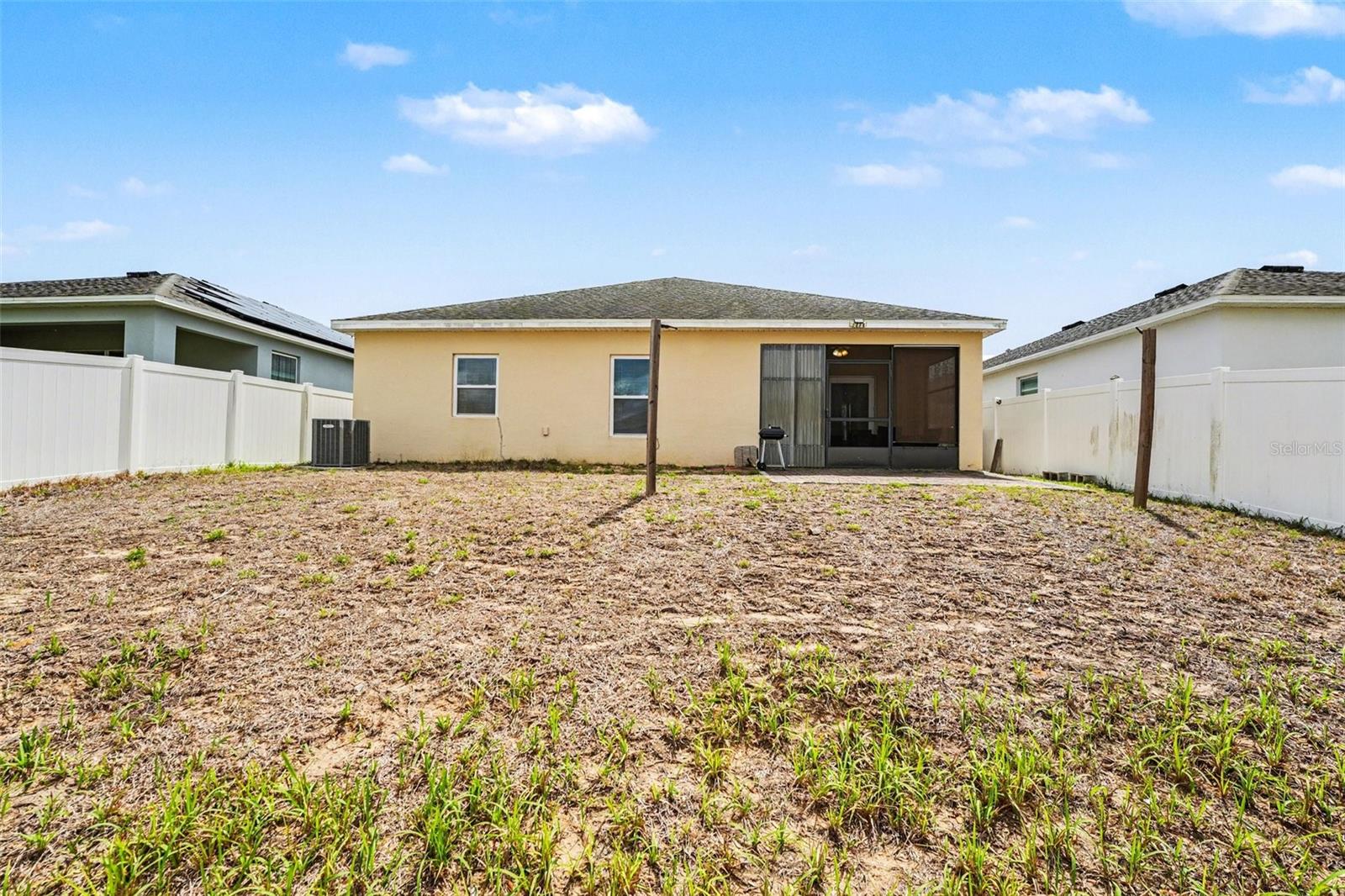 LAUREL ESTATES - Residential