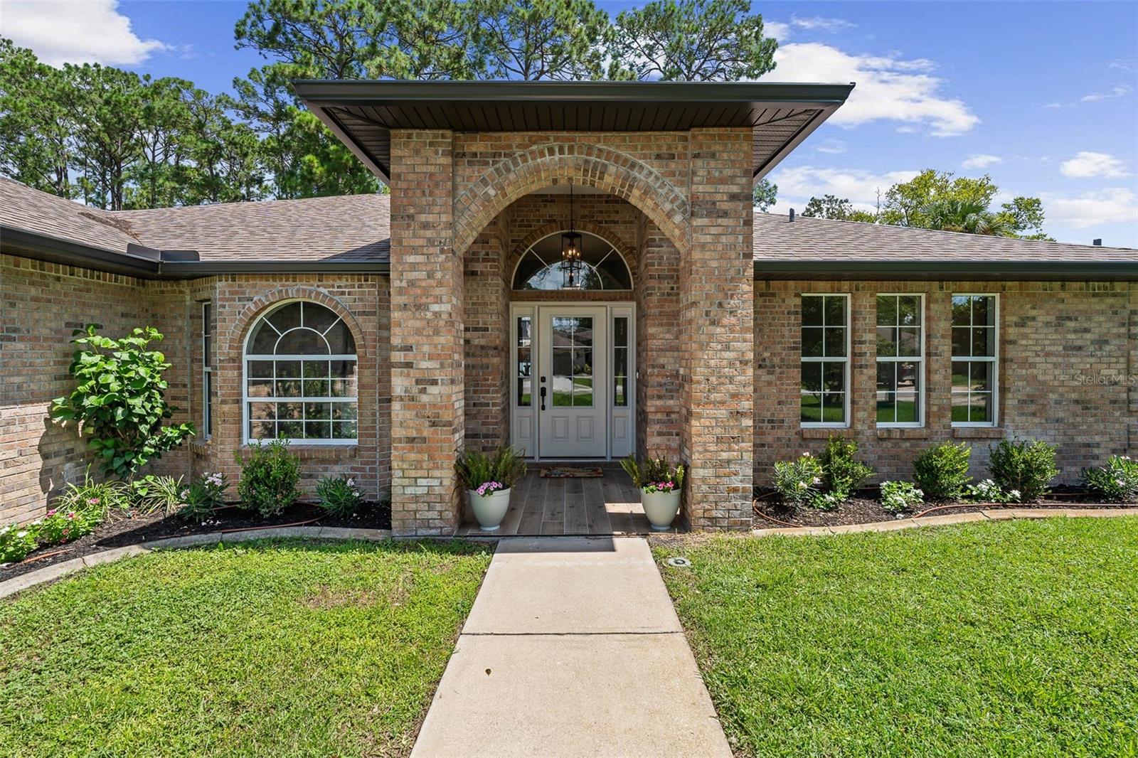 173 BAYSIDE DRIVE