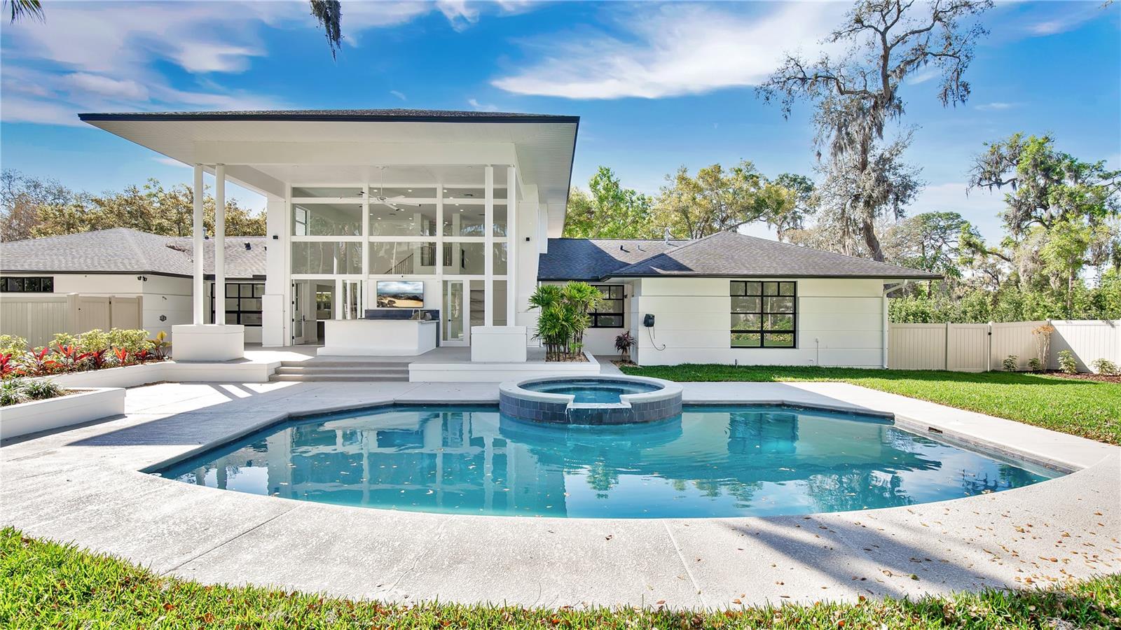 WINDERMERE TOWN - Residential