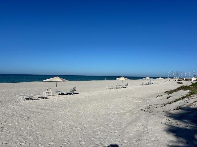 1095 GULF OF MEXICO DRIVE 104