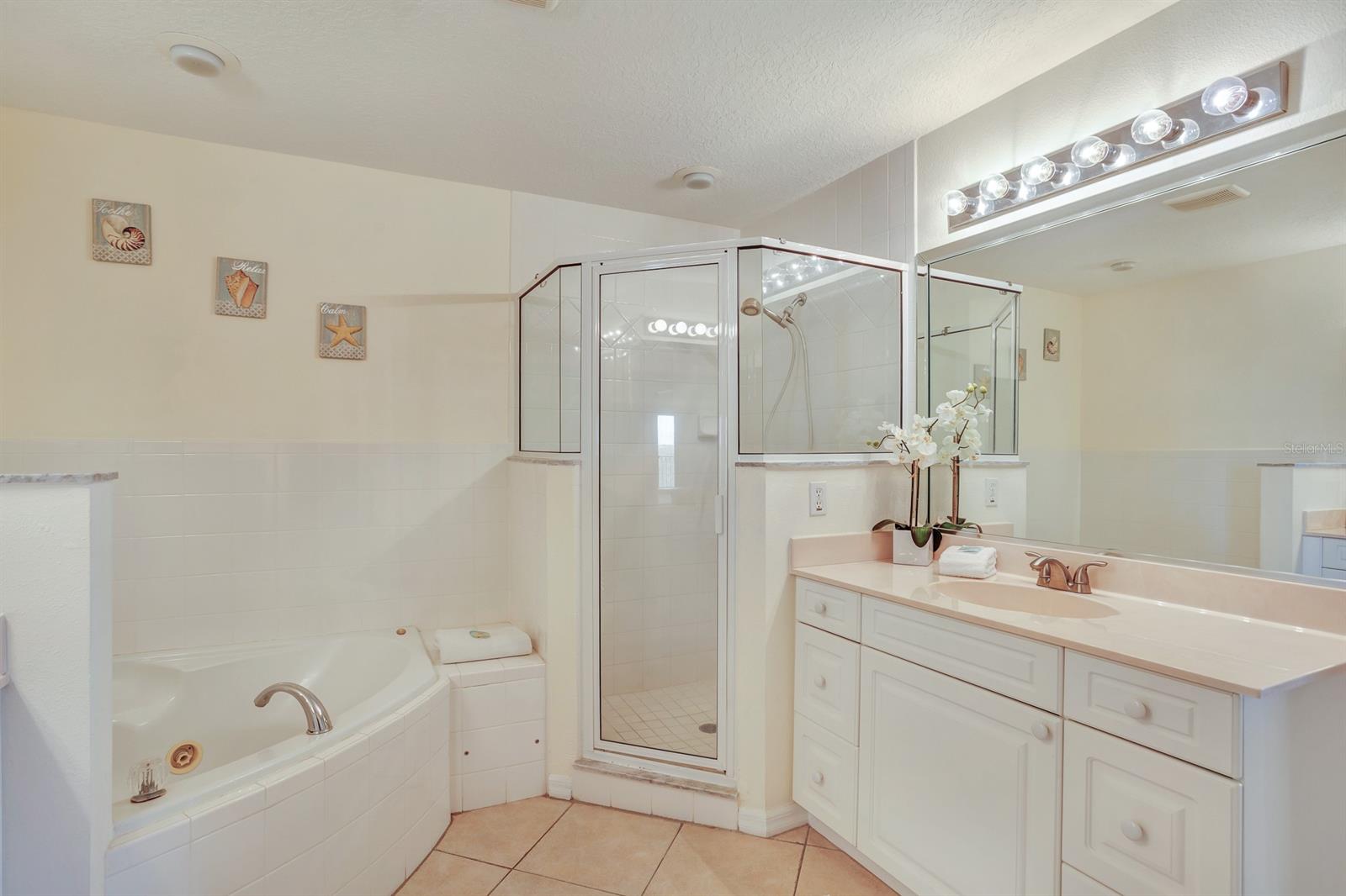 Ocean Walk Condo At Nsb Bldg 04 - Residential