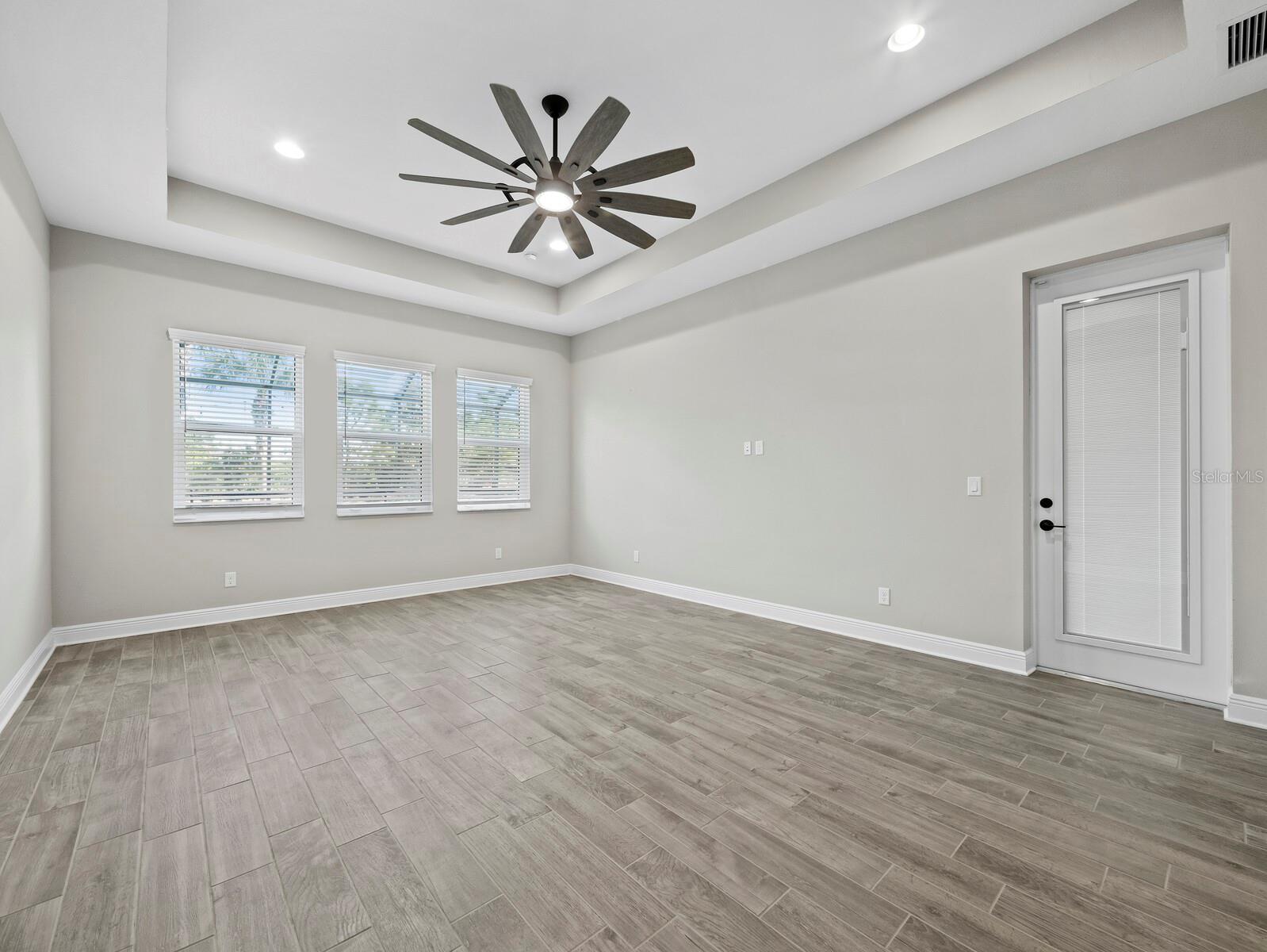 RIVO LAKES - Residential