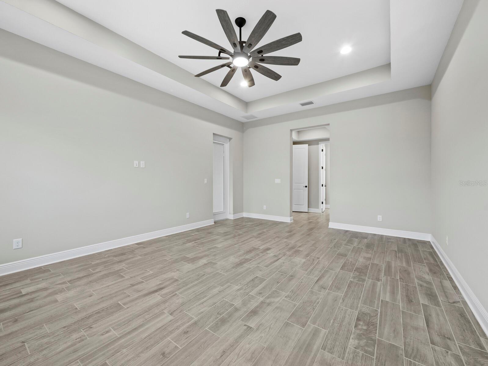 RIVO LAKES - Residential