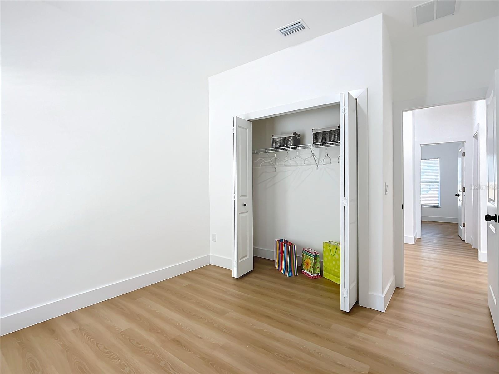 ROLLING HILLS UN 05 - Residential