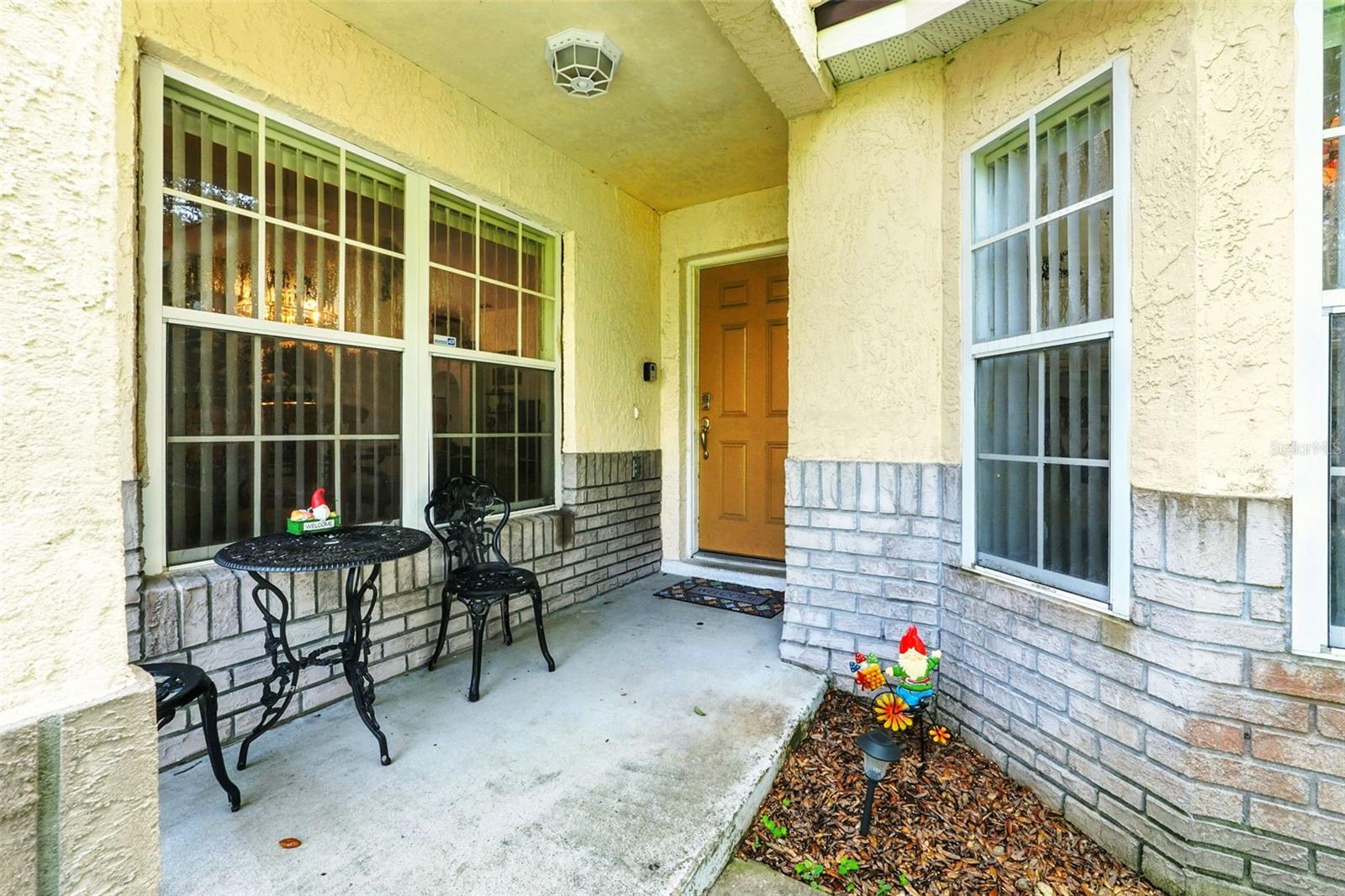 131 S ROMA WAY