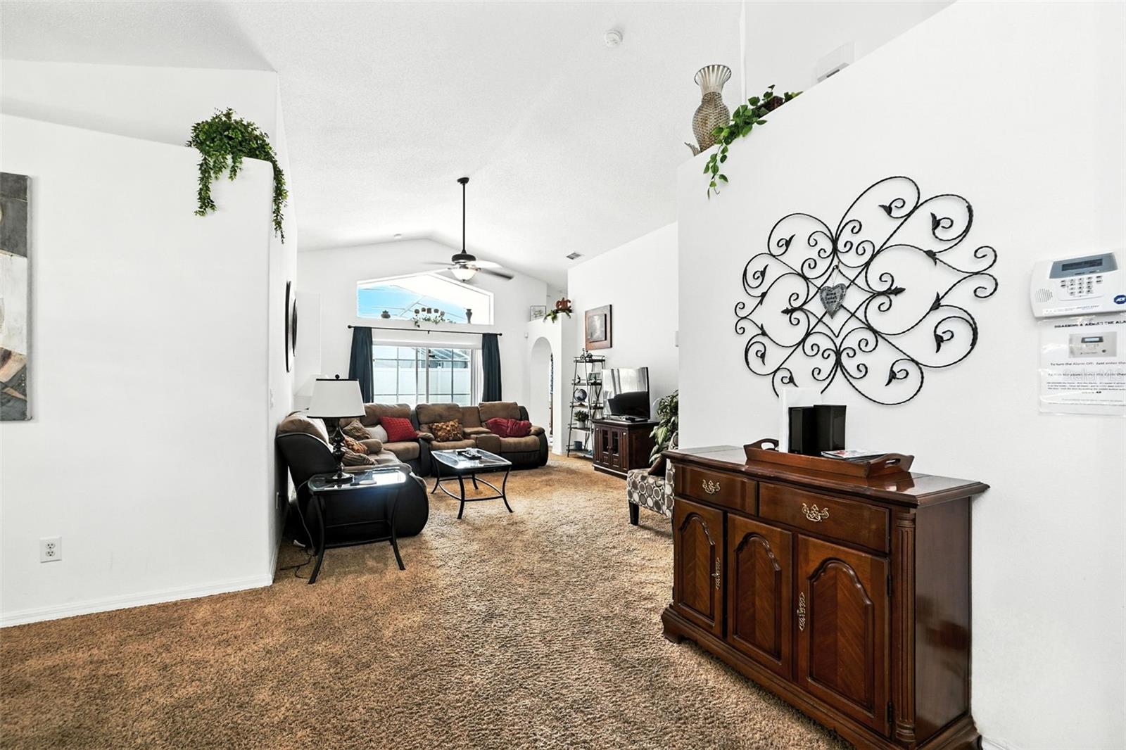 131 S ROMA WAY