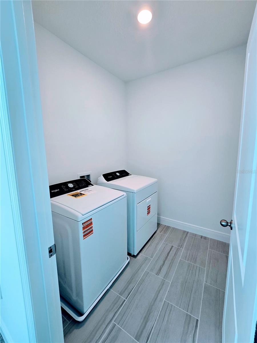 CYERENE AT MINNEOLA - Residential Lease