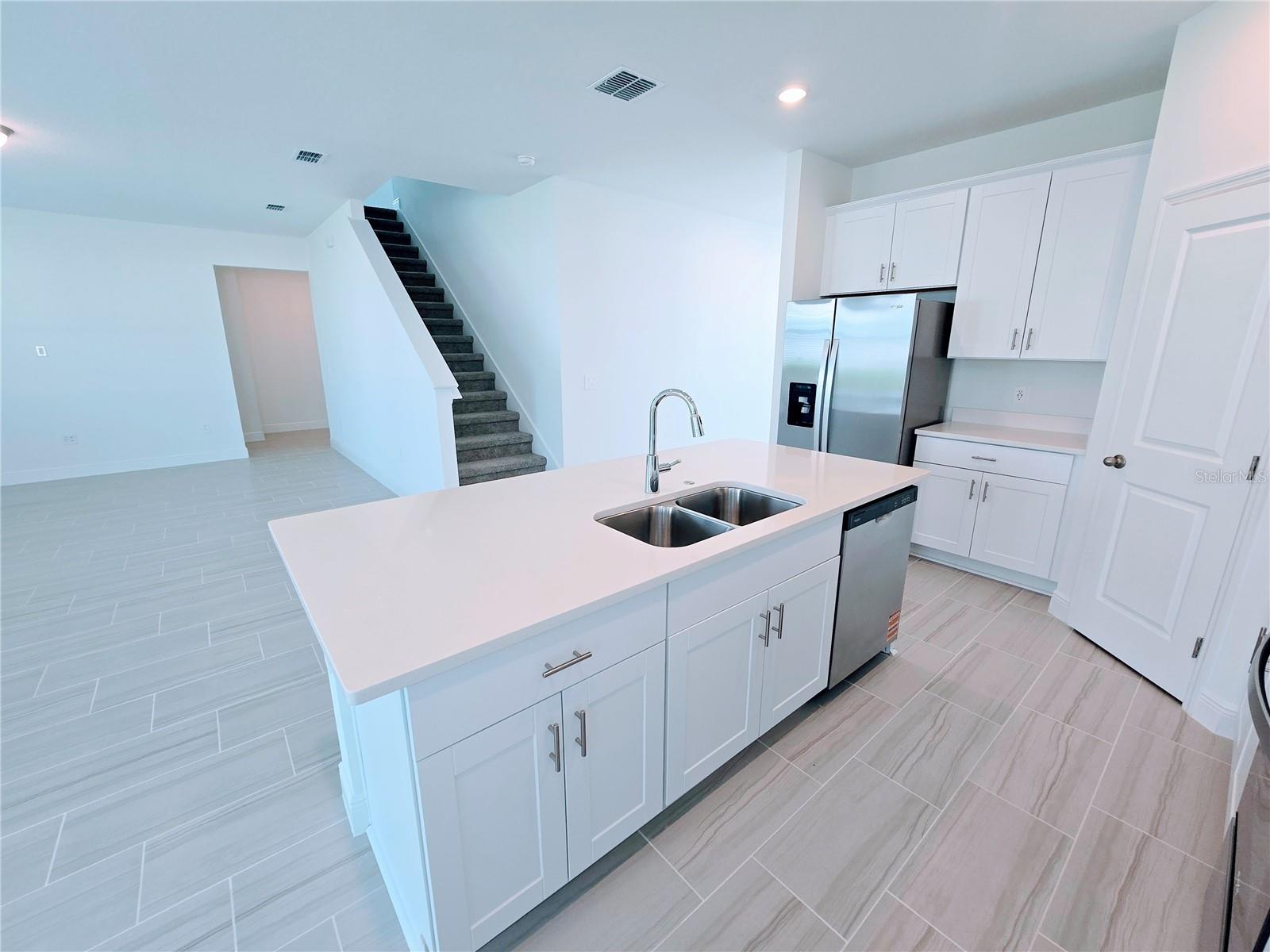 CYERENE AT MINNEOLA - Residential Lease