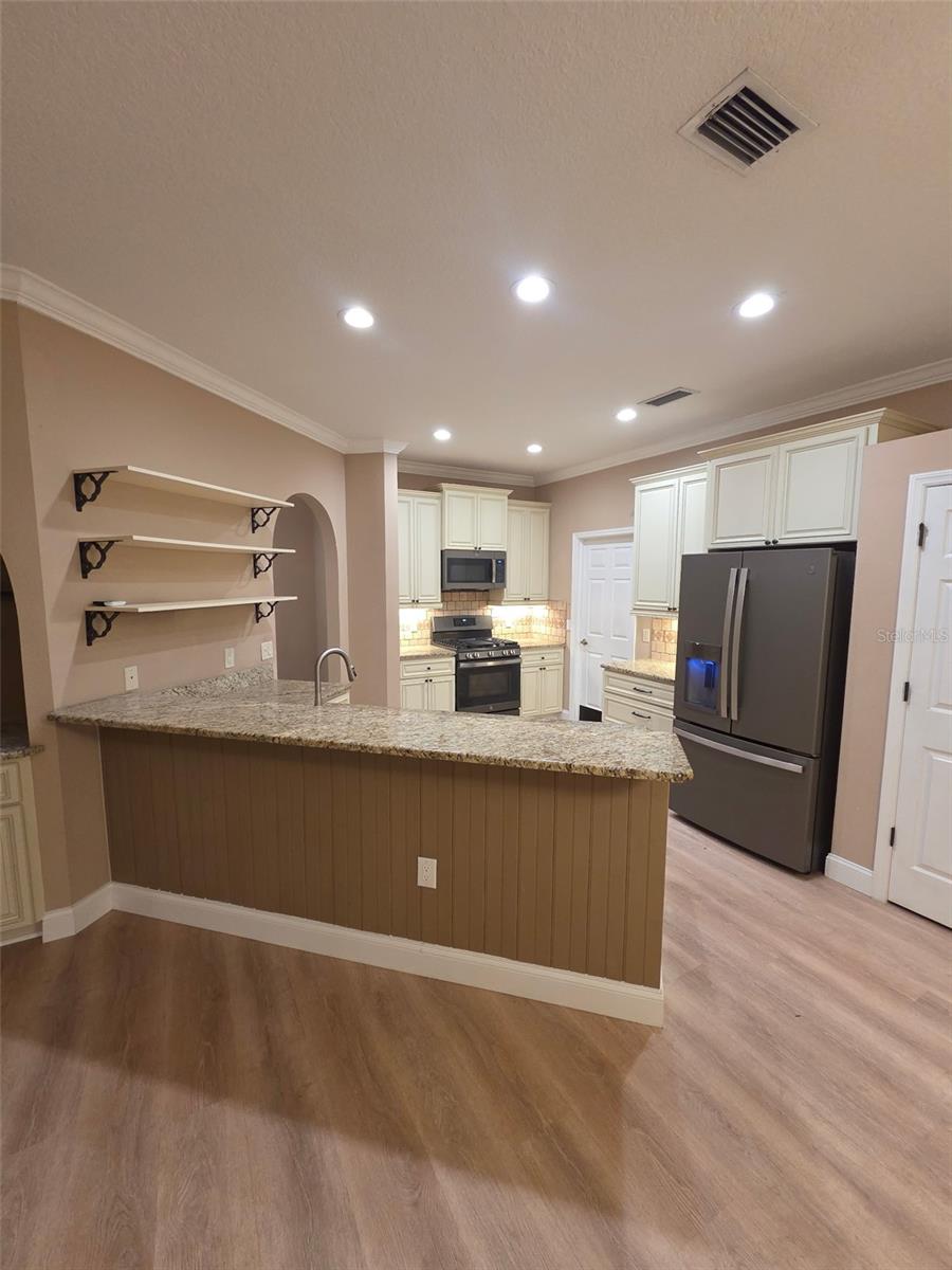 SUMMERFIELD VILLAGE SUBPHASE B U1,T322-4 - Residential Lease