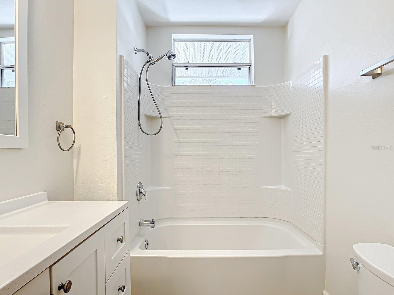 LARGO HEIGHTS REV - Residential Lease