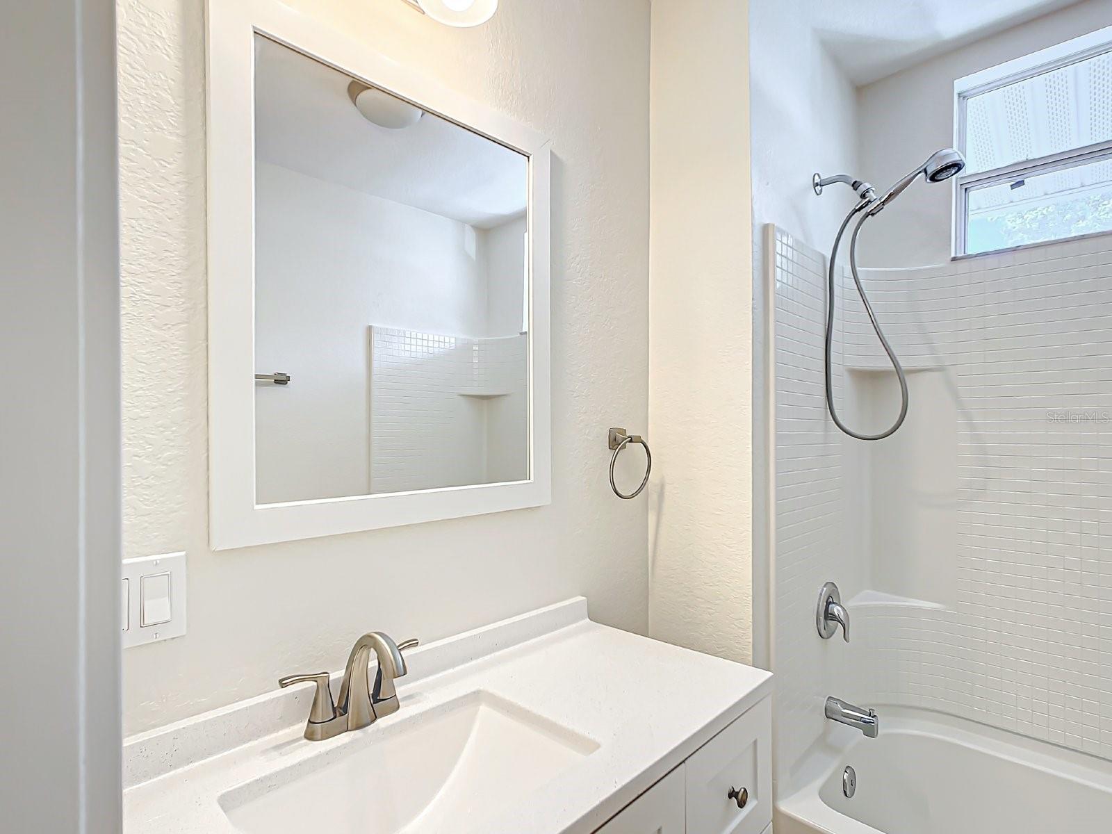 LARGO HEIGHTS REV - Residential Lease