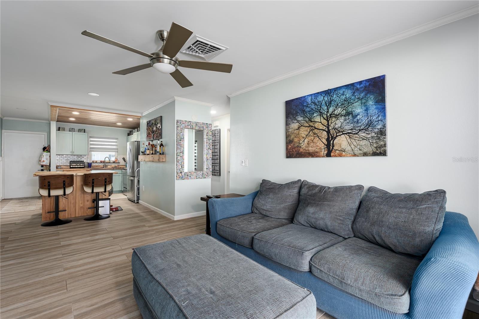 CREEKVIEW - Residential Lease