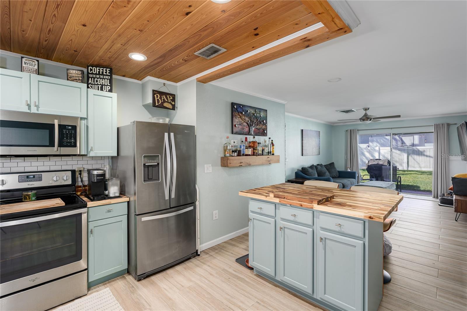 CREEKVIEW - Residential Lease